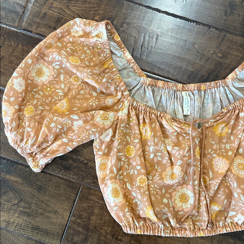 Spell & The Gypsy crop top with puff sleeves - Picture 2 of 5